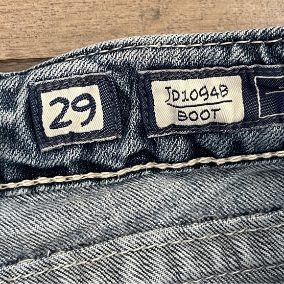 Miss Me Boot Cut Jeans Size 29 - Picture 12 of 14